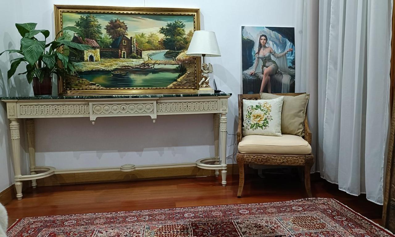 Appartement Orient à Madrid Extérieur photo