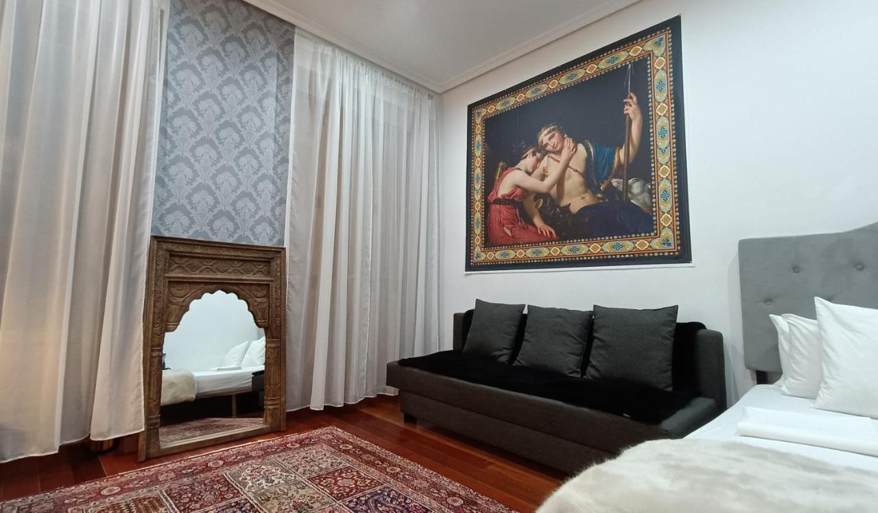 Appartement Orient à Madrid Extérieur photo